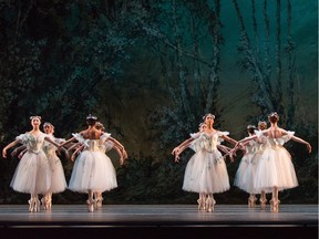 The National Ballet of Canada performed the tragic and romantic La Sylphide at the NAC.