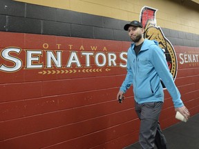 Ottawa Senators' goaltender Craig Anderson leaves the locker room as the team clears out at the end of the NHL season on Monday, April 11, 2016 in Ottawa.