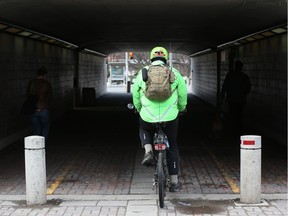 A popular pedestrian and cycling tunnel that connects Sandy Hill and the University of Ottawa with Centretown and other points west of the Rideau Canal will reopen Monday.