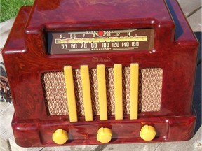 Vintage Addison Courthouse radio