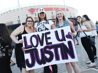 Dominique Martin (L), Keira Lee and Katelyn Fleming (R), Justin Bieber fans, prior to his concert at Canadian Tire Centre in Ottawa, May 13, 2016.  Photo by Jean Levac