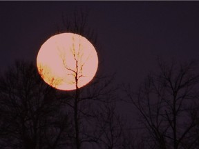 A CHEO scientist has determined that kids get one per cent less sleep during a full moon such as the one Saturday night. "Clinically this was not significant."