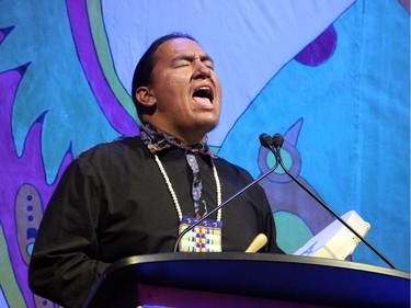 David Charette leads the traditional opening with drum and song at the Wabano Centre's Igniting the Spirit Gala, held at the Ottawa Conference and Event Centre on Tuesday, June 21, 2016.