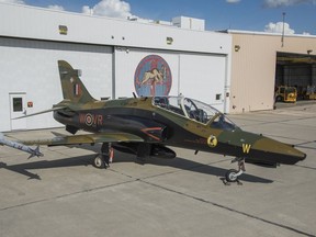 The 419 Squadron’s 75th Anniversary Colour CT155 Hawk during its official unveiling at Hangar 10, 4 Wing Cold Lake, Alberta on June 2, 2016.
Image by: Corporal Bryan Carter, 4 Wing Imaging, CK04-2016-0538-005