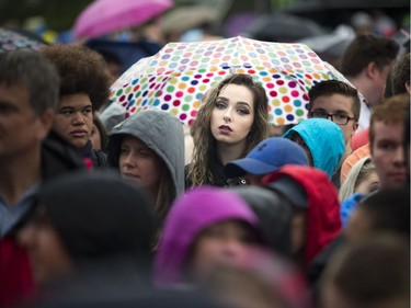 A young woman in the crowd for Coleman Hell.