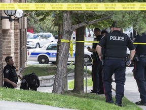 Ottawa Police at the scene on Hilda Street where the SIU are investigating an altercation following an arrest by Ottawa Police and a man who ended up in hospital in critical condition. Sunday July 24, 2016.