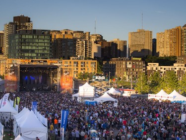 Thomas Rhett performed to a large crowd at the Claridge Homes Stage at Bluesfest Sunday July 10, 2016.