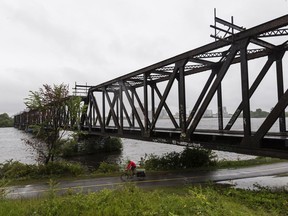 The Prince of Wales Bridge crosses the Ottawa River, joining Ottawa to Gatineau.