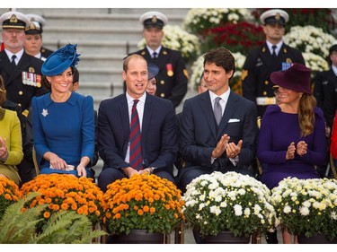 VICTORIA, BC - SEPTEMBER 24:   Prince William, Duke of Cambridge, Catherine, Duchess of Cambridge Prime Minister of Canada Justin Trudeau and his wife Sophie Gregoire-Trudeau attend an official welcome ceremony at the Legislative Assembly of British Columbia at Victoria International Airport on September 24, 2016 in Victoria, Canada.