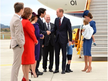 The Prime Minister of Canada Justin Trudeau and his wife Sophie (3rd L)  greet Prince William, Duke of Cambridge, Catherine, Duchess of Cambridge, Prince George of Cambridge and Princess Charlotte of Cambridge arrive at Victoria International Airport on September 24, 2016 in Victoria, Canada.