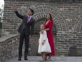 Before heading to Shanghai, Prime Minister Justin Trudeau joined wife, Sophie, and daughter Ella-Grace for a tour of the Great Wall of China.