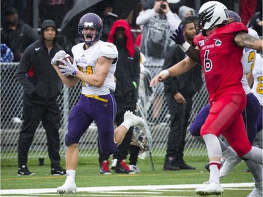 The Laurier Golden Hawks' Scott Hutter breaks loose against the Carleton Ravens on Saturday, Sept. 17, 2016.