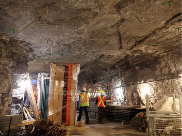 New tunnel linking visitor centre and West Block.