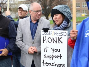 Sid Ryan, shown here supporting picketing teachers in 2015 while he still headed the Ontario Federation of Labour, says it's time for some blunt talk in Canada's socialist movement.