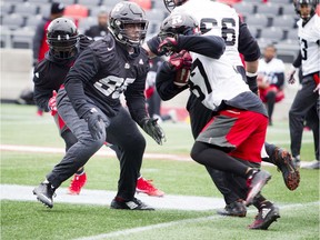 Files: #95 Moton Hopkins during Redblacks practice at TD Place Thursday November 17, 2016.