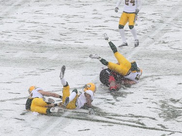 Ottawa Redblacks play against the Edmonton Eskimos during first half of the CFL's East Division Final held at TD Place in Ottawa, November 20, 2016.  Photo by Jean Levac  ORG XMIT: 125313