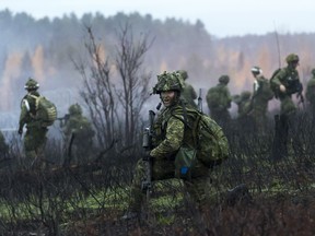 Soldiers from November Company of the 3rd Battalion of the Royal Canadian Regiment (3 RCR) conduct a Company sized attack on the objective during Exercise Storming Bear on 3rd November 2016, at Garrison Petawawa, Ontario.

Photo by: Cpl Kris Reeve
PA06-2016-0269-014