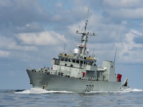 Her Majesty’s Canadian Ship (HMCS) Kingston, while deployed on Operation CARIBBE on November 8, 2016. 

Photo By: 12 Wing Imaging Services
XC03-2016-1002-571