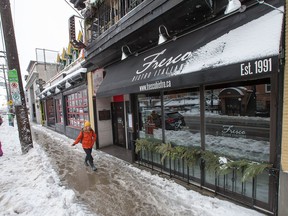 Fresco Bistro Italiano and the Guest House on Elgin Street have closed, and The Captain's Boil is moving in. Seafood in a bag should be available by the summer.