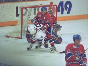 Ottawa Senators debut game on Oct. 8, 1992.