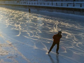 Ottawa heads into the deep freeze Thursday and Friday, but at least conditions are good on the Rideau Canal. The entire 7.8 km skateway is open.