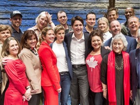 Prime Minister Justin Trudeau poses for photos with the cast of the Broadway musical Come From Away in New York City on Wednesday, March 15, 2017.