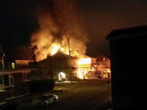 Fire at Ste. Anne Avenue and Joffre Bélanger Way in Vanier.
Photo by Ann Lariviere