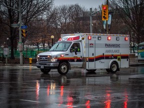 Ottawa Ambulance. Photo by Chris Donovan 

Stock stk