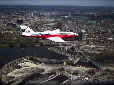 Snowbird 11 Co-ordinator: Captain Paul Faulkner took Postmedia photographer for a flight Saturday April 29, 2017. Snowbird 10 Co-ordinator: Captain Blake McNaughton was in a second plane flying with Faulkner. The Snowbirds are in the Ottawa Gatineau region for the Aero150 air show being held at the Gatineau Ottawa Executive Airport.  Ashley Fraser/Postmedia