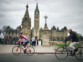 NOKIA Sunday Bikedays kicked off Sunday May 21, 2017 with a Canada 150 special loop including Wellington Street in front of Parliament Hill being closed to vehicle traffic for cyclists to enjoy.