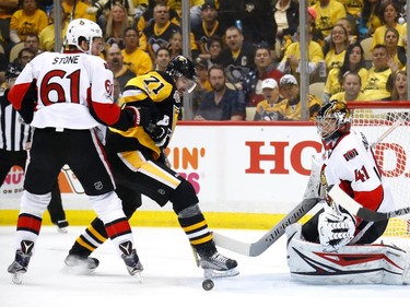Craig Anderson #41 of the Ottawa Senators makes a save against Evgeni Malkin #71 of the Pittsburgh Penguins during the first period in Game Two of the Eastern Conference Final during the 2017 NHL Stanley Cup Playoffs at PPG PAINTS Arena on May 15, 2017 in Pittsburgh, Pennsylvania.