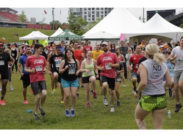 Ottawa craft beer enthusiasts descended on Lansdowne Park to partake in the 5K Ottawa Craft Beer Run along the Rideau Canal to raise funds for the Parkdale Food Centre, on Saturday, June 17.

126925
David Kawai