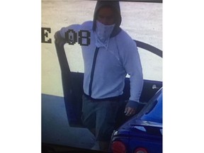 MRC des Collines-de-l’Outaouais police are looking for a man who pumped gas but didn't pay.