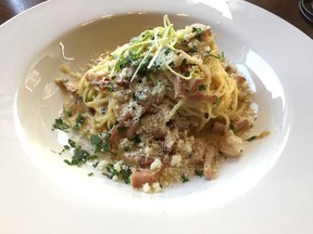 Spaghetti carbonara at La Squadra