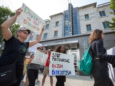 About 700 demonstrators took part in a noon time anti-racism protest in front of the US embassy in Ottawa. The peaceful demo was to voice their opinions against white supremacy and racism in all its forms.   Photo Wayne Cuddington/ Postmedia
Wayne Cuddington, Postmedia