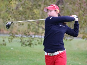 Seo-yun Kwon's 2-under-par 70 in Round 3 was good enough to keep her in the lead by two strokes.