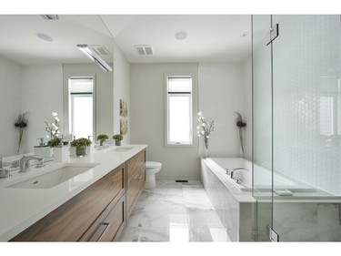 The GOHBA Housing Design Awards 2017 winner in the category Production Bathroom is Hutton Bathroom: Deslaurier Custom Cabinets with HN Homes and Vogt Design Inc.