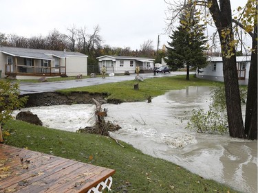 Residents of Parc se la Riviera in Gatineau had to be evacuated due to flooding Monday Oct. 30, 2017. 50 people were evacuated.