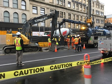 Rideau Street sinkhole on Thursday Nov. 2, 2017
David Kawai