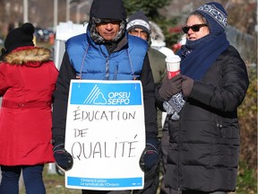 Teachers on strike at La Cité Collegiale in Ottawa, November 10, 2017. Photo by Jean Levac ORG XMIT: 127938
Jean Levac, Postmedia News