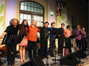 Alan Bern, left,and the  Semer Ensemble