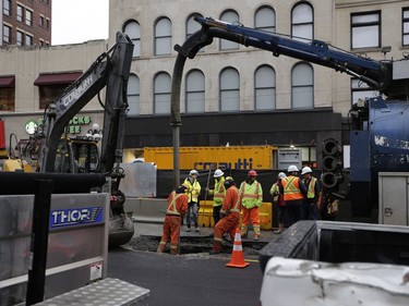 Another sinkhole has opened up on Rideau Street just east of Sussex Drive, in Ottawa on Thursday, Nov 2, 2017

127887 - 1102 Sinkhole
David Kawai