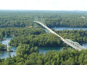 The Thousand Islands Bridge is an international bridge over the Saint Lawrence River connecting northern New York in the United States with southeastern Ontario.
Credit Ad Meskens, Wikipedia