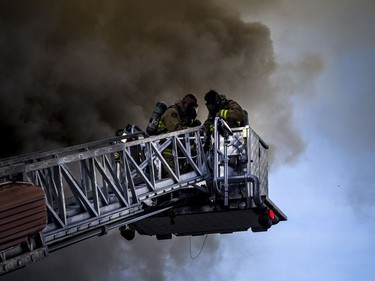 Ottawa Fire fighters were on the scene of a working fire at 89 Richmond Road Friday December 29, 2017.   Ashley Fraser/Postmedia