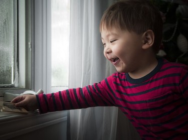 Erika Godin and her son Mason who is about to turn three years old were photographed at their home in Ottawa Saturday December 30, 2017. Mason was born with a rare congenital heart defect called hypoplastic left heart syndrome and will be undergoing a heart transplant at SickKids in Toronto in the new year.   Ashley Fraser/Postmedia