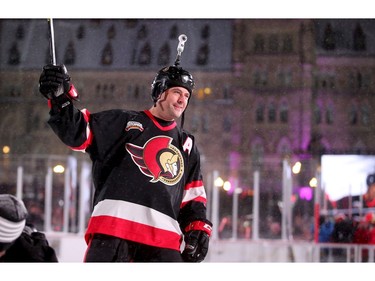 Chris Phillips takes a bow. In front of Parliament Hill, the NHL 100 Classic, featuring Ottawa Senators alumni players from 25 years, thrilled the fans in Ottawa Friday (Dec. 15, 2017) night. Julie Oliver/Postmedia