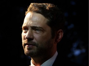 Jason Priestley.