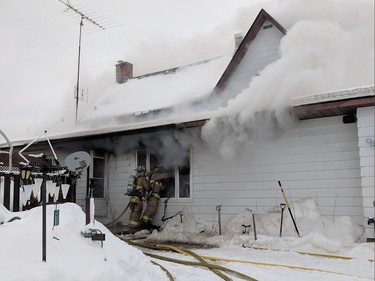 ‏Ottawa fire at 3320 Stagecoach Road in Osgoode. Building is a 2 storey farmhouse.