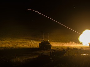 Members of the Lord Strathcona's Horse (Royal Canadian) (LdSH(RC)) conduct a gun camp at night with Leopard 2A4 and 2A4M tanks at Range 16 in the Wainwright Garrison training area on September 19, 2017.
Image By: Master Corporal Malcolm Byers, Wainwright Garrison Imaging
WT01-2017-0077-024