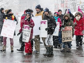 Carleton University support workers continue to picket. About 800 support staff at Carleton have been on strike since March 5 in a dispute largely to do with pension benefits. March 14,2018.